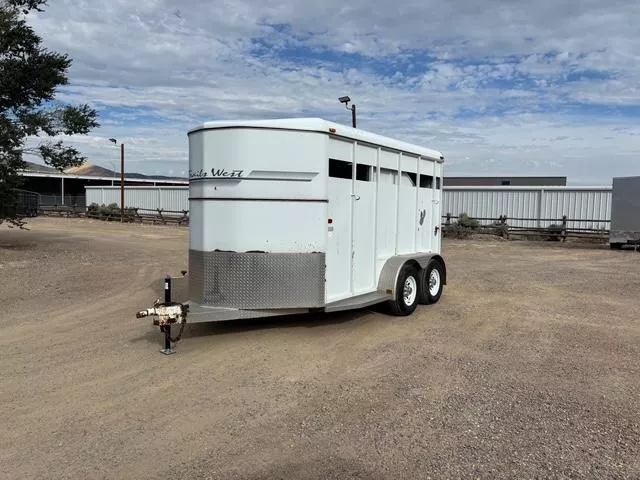 2000 Trails West Manufacturing 2 Horse Slant Stock / Stock Combo Trailer