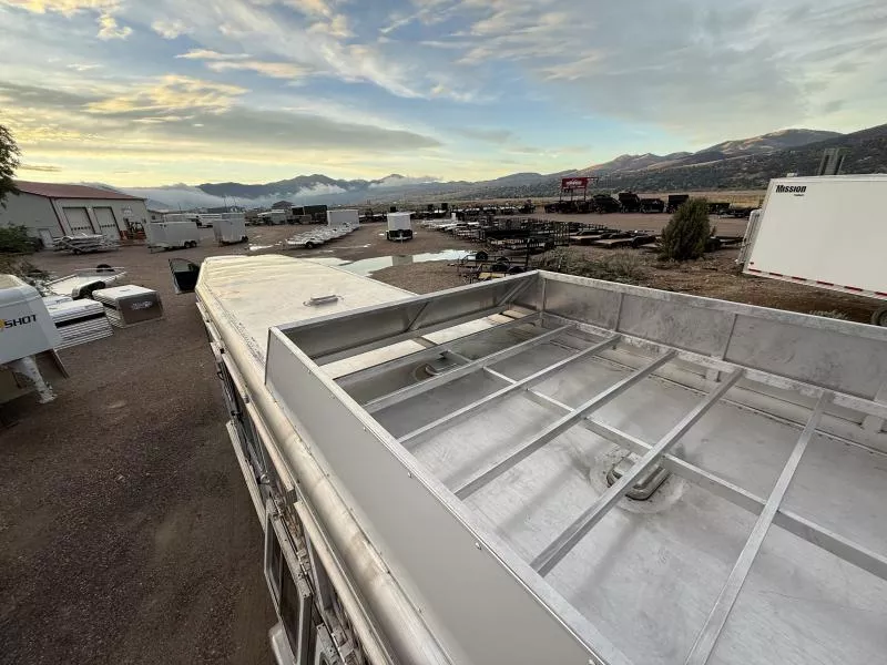 used Horse Trailers Featherlite  for sale, in Pocatello, ID Thumbnail 7