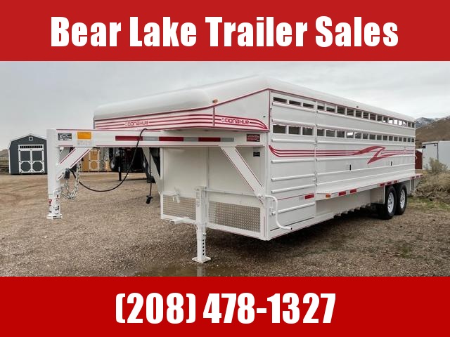 2022 Donahue SS-724-4N Livestock Trailer 2022 Donahue SS-724-4N Livestock Trailer