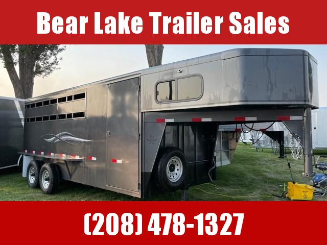 2021 Titan Trailers Classic Stock Combo Livestock Trailer 2021 Titan Trailers Classic Stock Combo Livestock Trailer