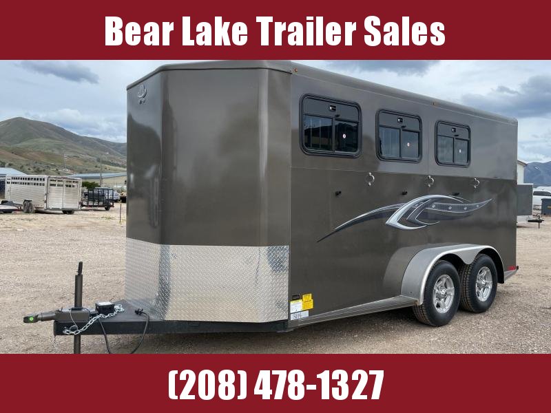 2022 Titan Trailers Royal II 3 Horse trailer Horse Trailer 2022 Titan Trailers Royal II 3 Horse trailer Horse Trailer