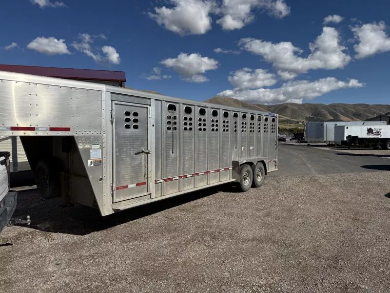 2011 Wilson Trailer Company 24'  Ranc Hand Stock / Stock Combo Trailer