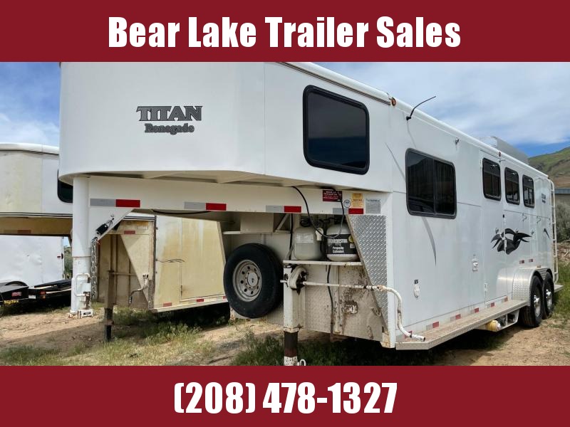 2004 Titan Trailers Classic LQ Horse Trailer 2004 Titan Trailers Classic LQ Horse Trailer