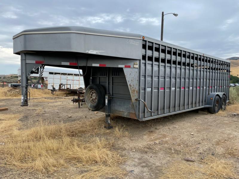 2007 Titan Trailers Standard Stock Trailer 2007 Titan Trailers Standard Stock Trailer