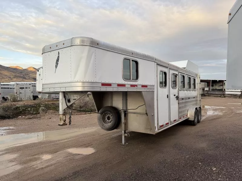 2010 Featherlite 4 Horse Trailer