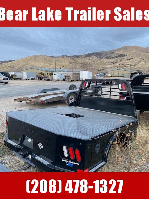 2019 CM Skirted Flatbed 2019 CM Skirted Flatbed