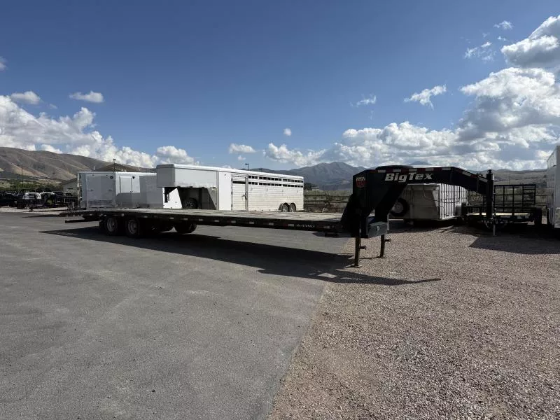 2016 Big Tex Trailers 40' Hydraulic Beavertail Flatbed Trailer