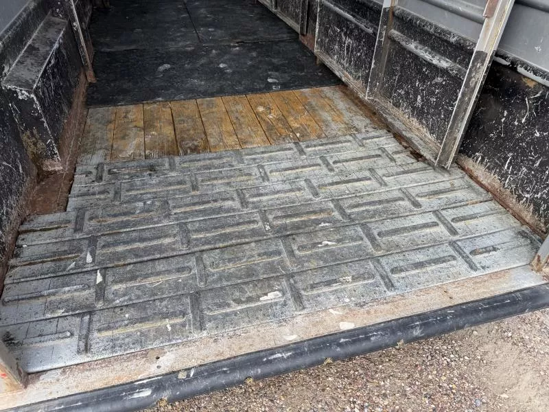 used Stock / Stock Combo Trailers Travalong  for sale, in Pocatello, ID Thumbnail 9