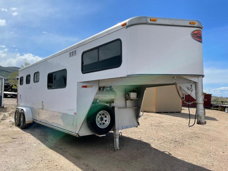 1998 Sundowner 3 horse Weekender Horse Trailer 1998 Sundowner 3 horse Weekender Horse Trailer
