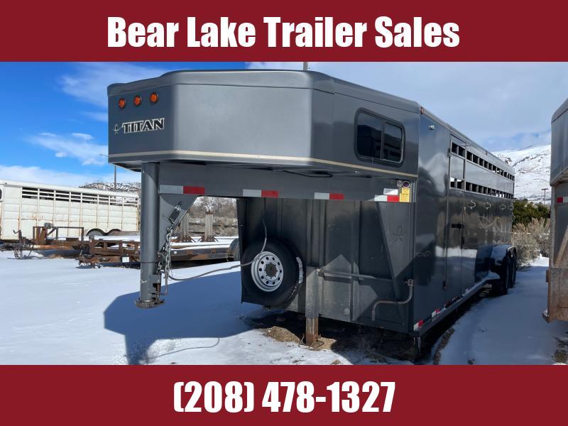 2016 Titan Classic 24' Stock Combo Trailer 2016 Titan Classic 24' Stock Combo Trailer