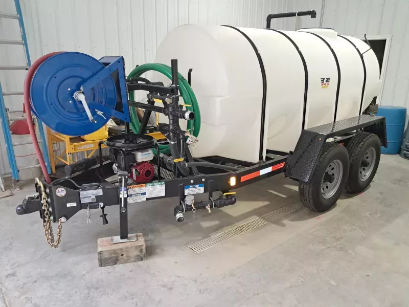 1,025 gallon Wiley water wagon