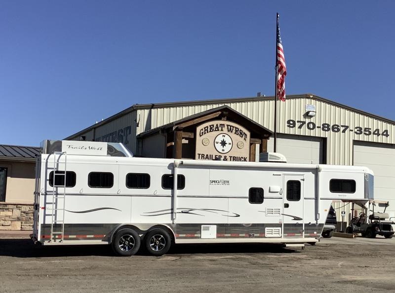 2015 Trails West 9' Short Wall Living Quarters 4 Horse Trailer 2015 Trails West 9' Short Wall Living Quarters 4 Horse Trailer