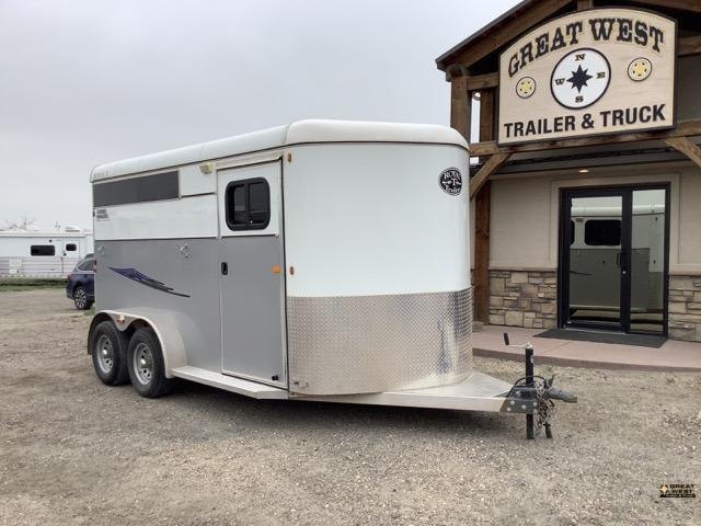 2015 Royal T Trailers 2 Horse Bumper Pull 2015 Royal T Trailers 2 Horse Bumper Pull