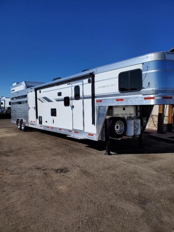 2021 SMC SLE8413SSR Stock Combo Bunk Bed Horse Trailer Near Me