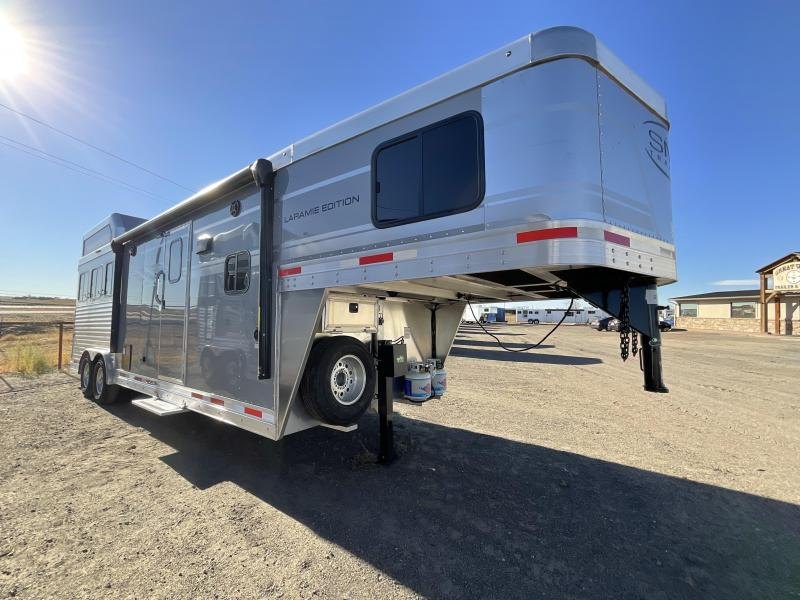 2022 SMC 3 Horse 10' Short Wall Living Quarters GN Horse Trailer 2022 SMC 3 Horse 10' Short Wall Living Quarters GN Horse Trailer
