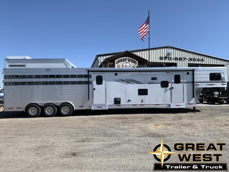2020 SMC Stock Combo 13 Living Quarters Horse Trailer 2020 SMC Stock Combo 13 Living Quarters Horse Trailer