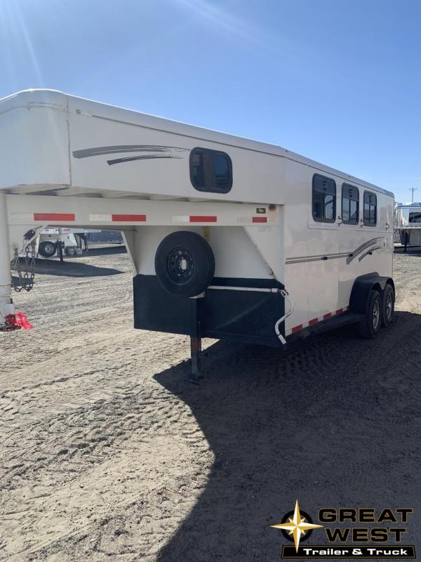1999 Diamond D 3 Horse Trailer 1999 Diamond D 3 Horse Trailer
