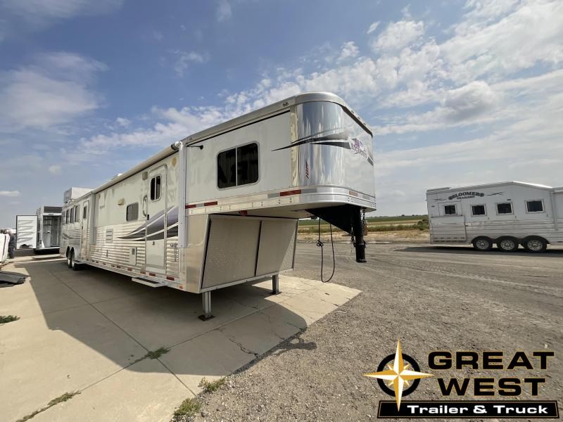 2011 Lakota Bighorn Horse Trailer 2011 Lakota Bighorn Horse Trailer