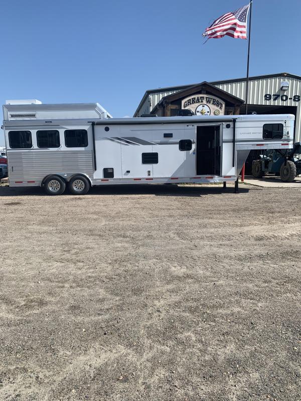 2020 SMC Horse Trailers SL8313SSR Other Trailer 2020 SMC Horse Trailers SL8313SSR Other Trailer