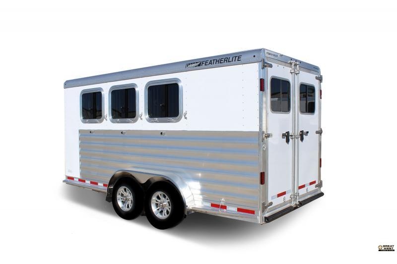 2023 Featherlite 7441 Horse Trailer 2023 Featherlite 7441 Horse Trailer