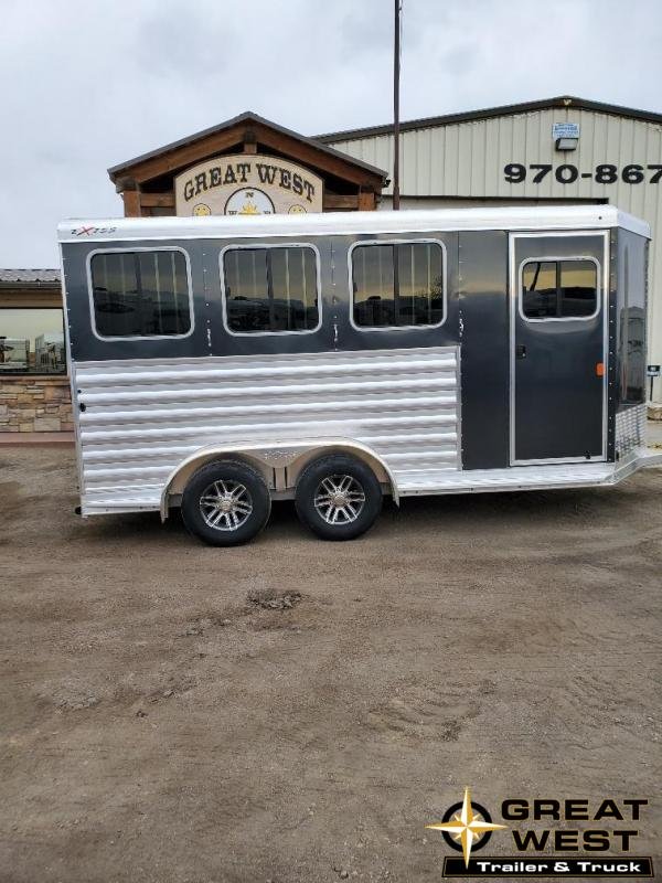 2020 Exiss Trailers Express 3 Horse Trailer 2020 Exiss Trailers Express 3 Horse Trailer