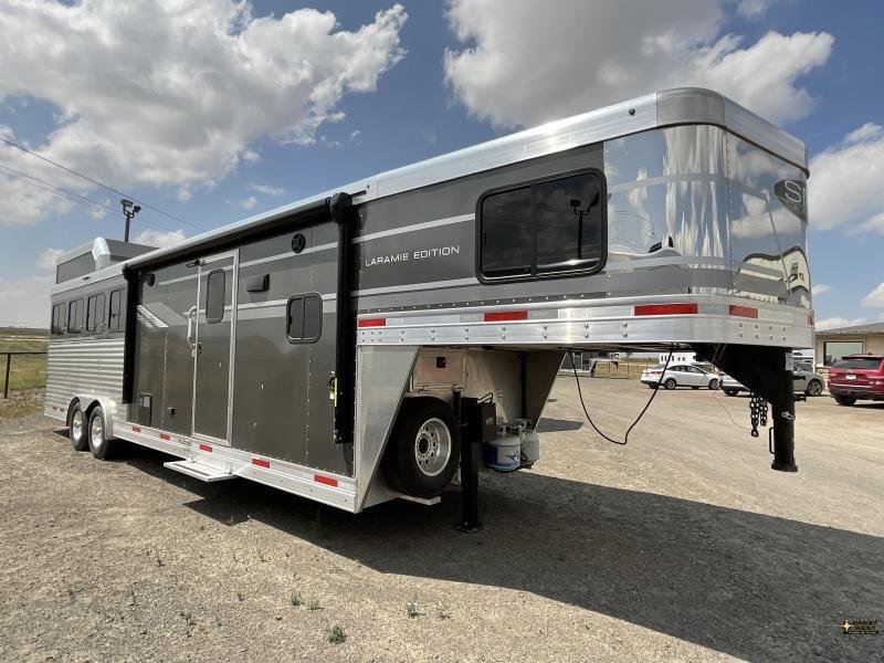 2021 SMC Horse Trailer 2021 SMC Horse Trailer