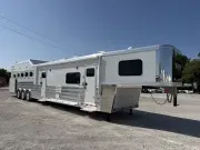 used Horse Trailers Twister  for sale, in Stephenville, TX Thumbnail 9