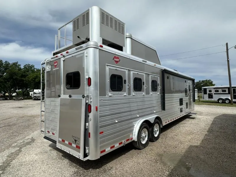 used Horse Trailers Hart Trailers  for sale, in Stephenville, TX Thumbnail 4