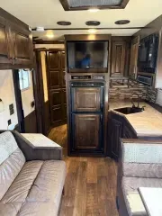 used Horse Trailers Platinum Coach  for sale, in Stephenville, TX Thumbnail 19