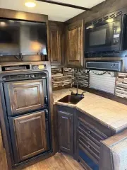 used Horse Trailers Platinum Coach  for sale, in Stephenville, TX Thumbnail 23