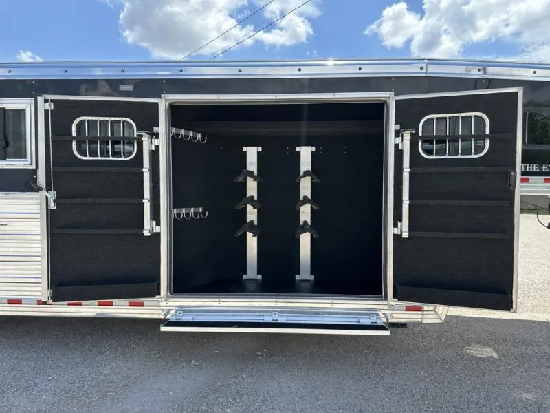 used Horse Trailers Bloomer  for sale, in Stephenville, TX Thumbnail 5