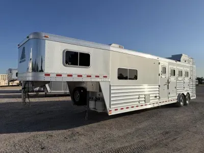2019 Elite Trailers 4H 10' SW