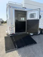 used Horse Trailers Platinum Coach  for sale, in Stephenville, TX Thumbnail 8