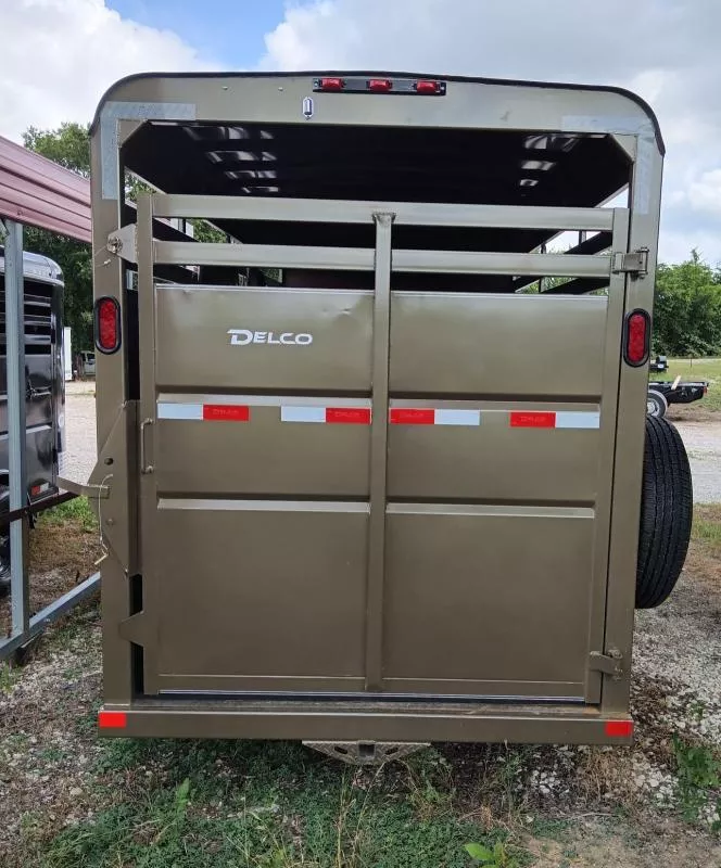 used Horse Trailers Delco Trailers  for sale, in Hallettsville, TX Thumbnail 3
