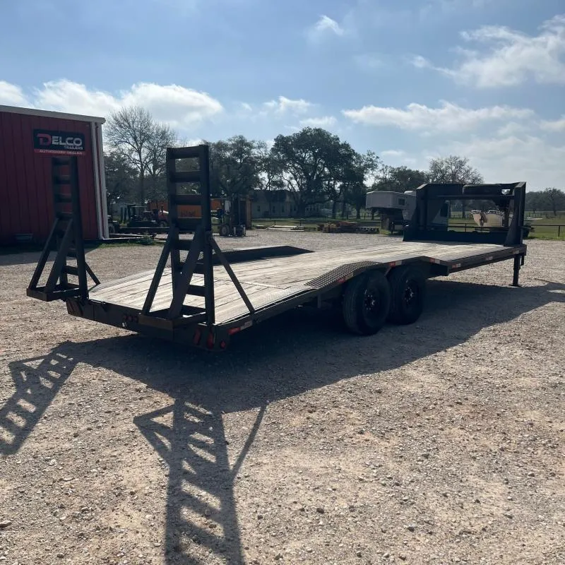 used Car Haulers / Racing Trailers Tiger  for sale, in Hallettsville, TX Thumbnail 4