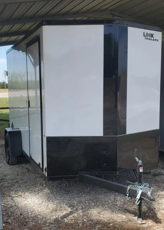 new Cargo (Enclosed) Trailers Look Trailers  for sale, in Hallettsville, TX image-0
