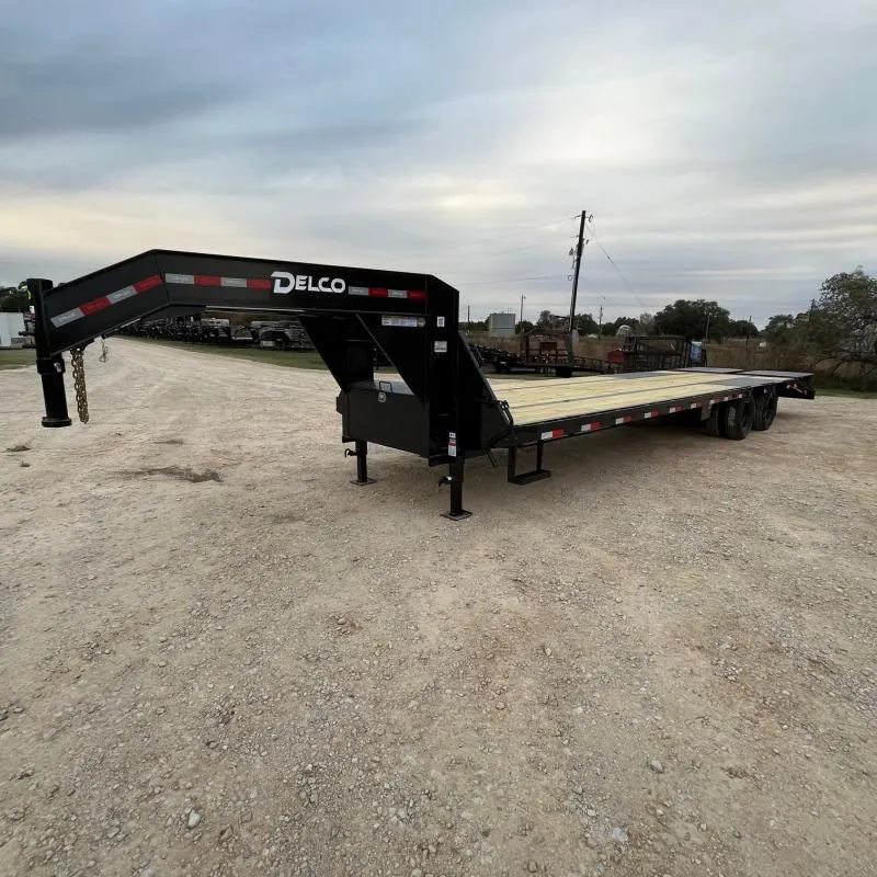2026 Delco Trailers 32' FD32 Flatbed Trailer