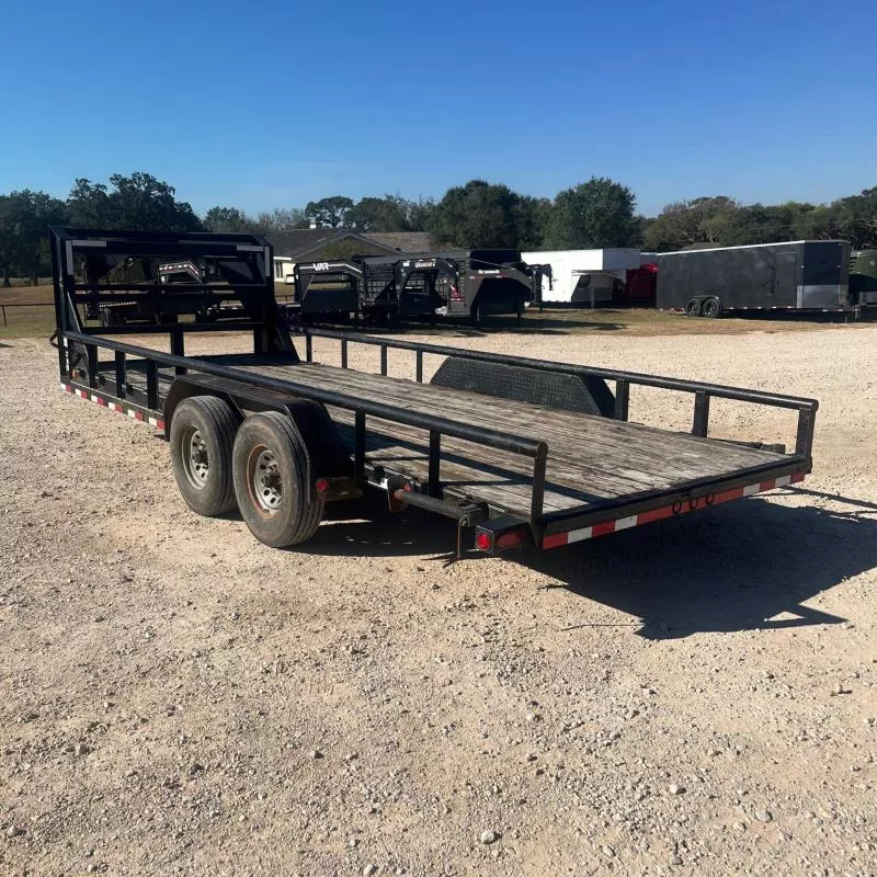 used Car Haulers / Racing Trailers Load Trail  for sale, in Hallettsville, TX Thumbnail 2