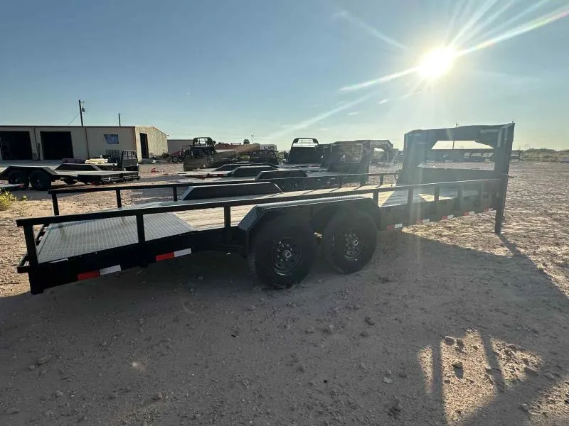 2025 Delco Trailers 22' C822 Car / Racing Trailer