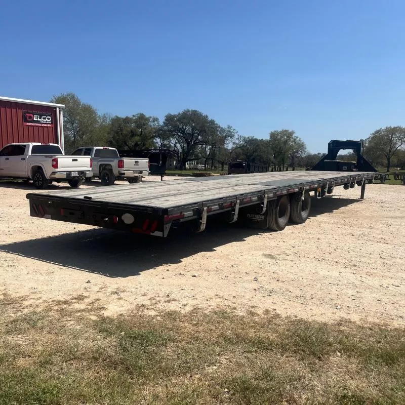 used Equipment / Flatbed Trailers Diamond C Trailers  for sale, in Hallettsville, TX Thumbnail 4