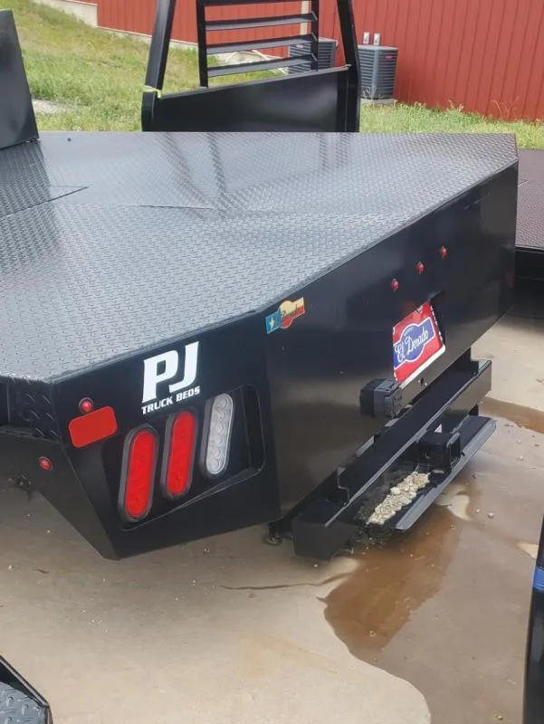 new Flat Decks PJ Trailers  for sale, in Hallettsville, TX Thumbnail 2