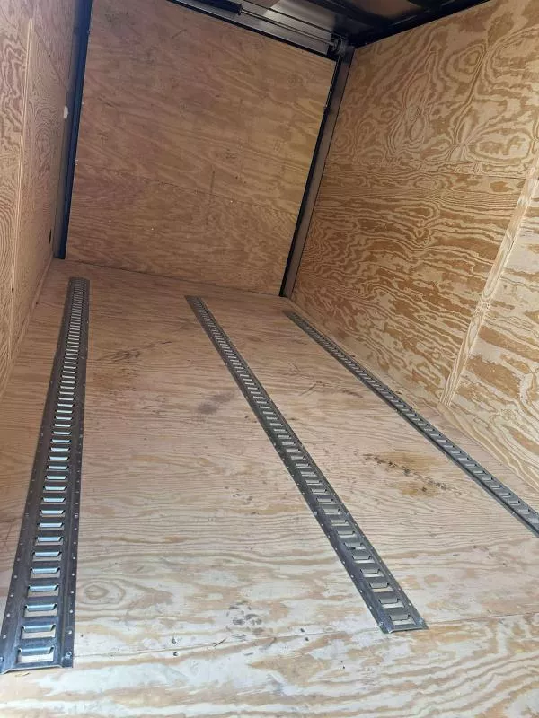 used Cargo (Enclosed) Trailers Stallion  for sale, in Hallettsville, TX Thumbnail 5