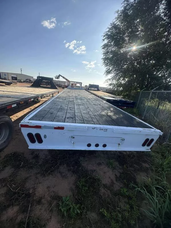 used Equipment / Flatbed Trailers East Texas Trailers  for sale, in Hallettsville, TX Thumbnail 3