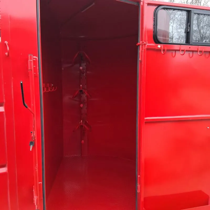 2025 Delco Trailers 14' 14' BP HORSE TRAILER Horse Trailer