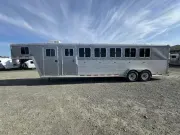 used Horse Trailers Featherlite  for sale, in Harrisburg, OR Thumbnail 2