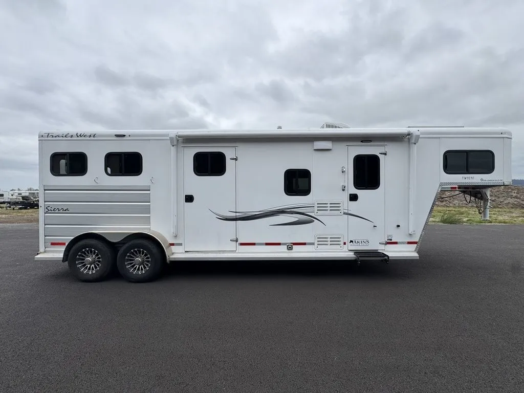 2023 Trails West® Sierra 7 Ft. Wide 10×10 LQ 2H