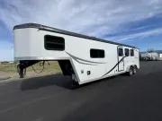 used Horse Trailers Hoosier Horse Trailers  for sale, in Harrisburg, OR Thumbnail 2