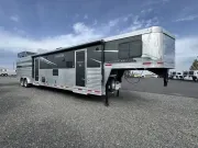 used Horse Trailers Lakota  for sale, in Harrisburg, OR Thumbnail 2