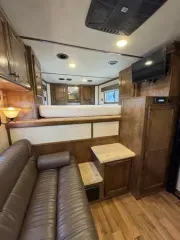 used Horse Trailers Platinum Coach  for sale, in Harrisburg, OR Thumbnail 27