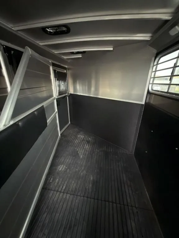Trailer Image